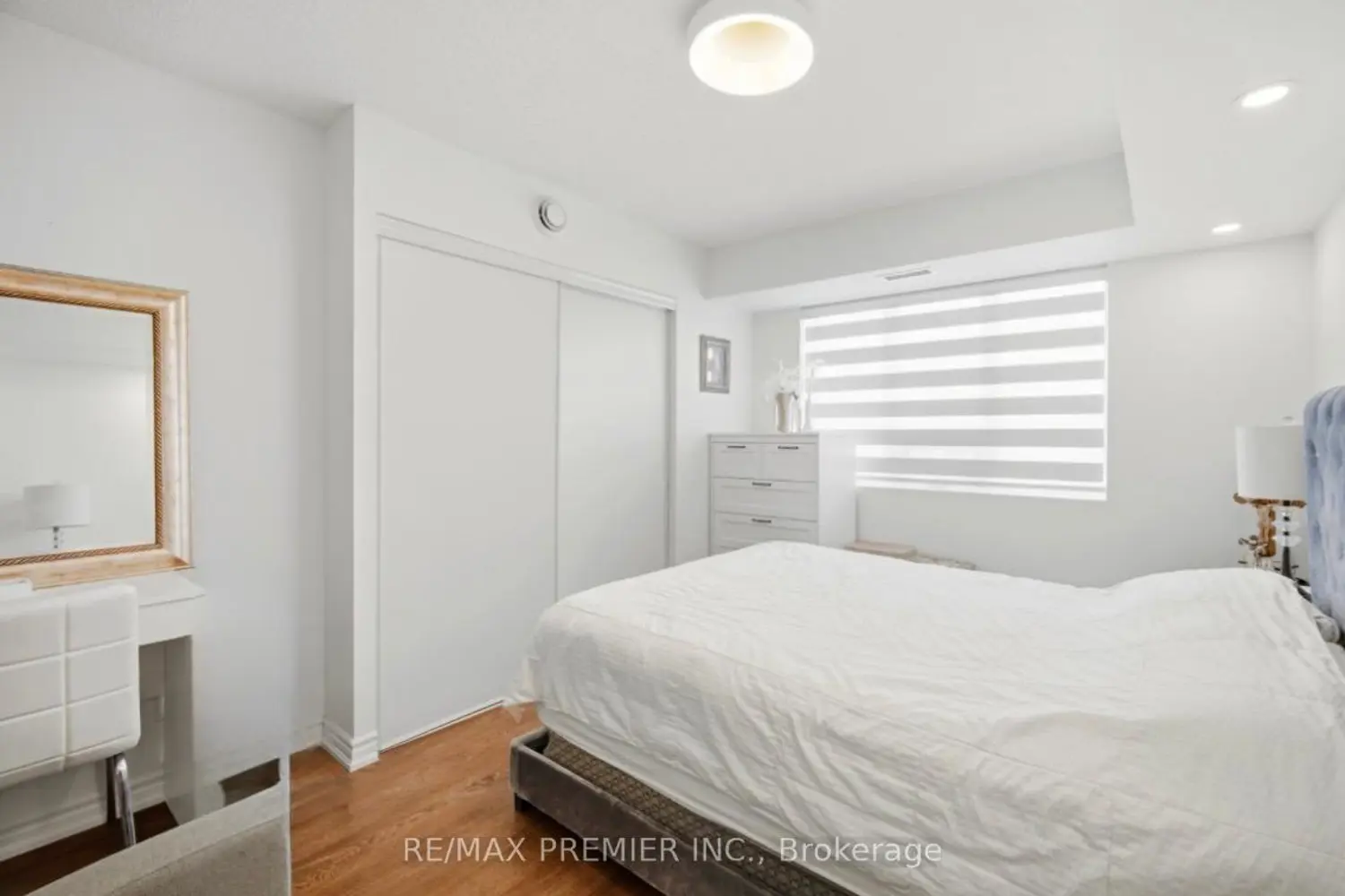 Additional image 16 of 7730 Kipling Avenue 203