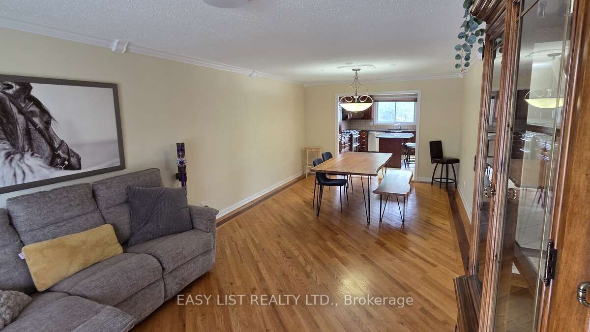 Additional image 4 of 35 Ivylea Street, Ottawa, ON, K2G 4X1