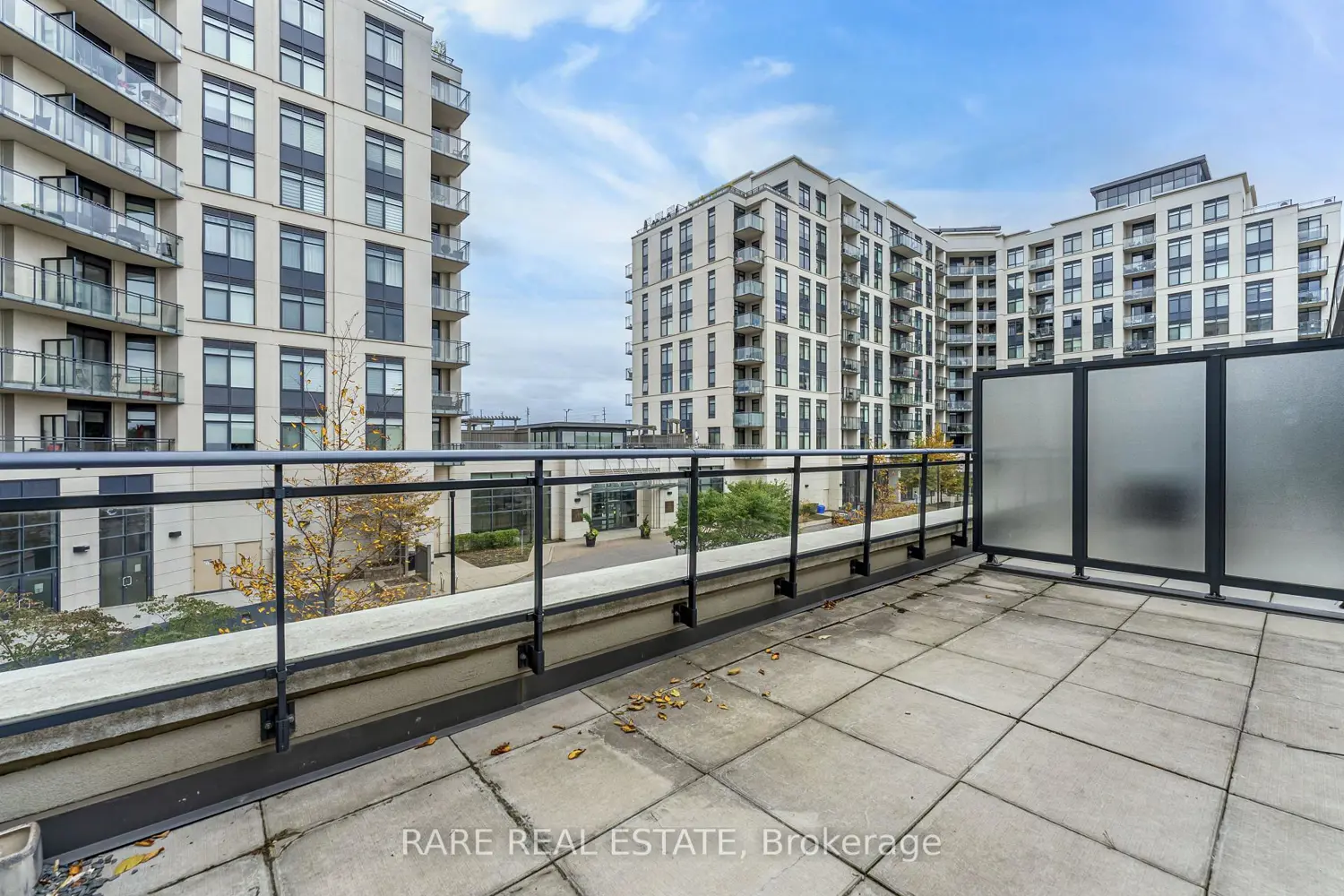 Additional image 14 of 24 Woodstream Boulevard #118