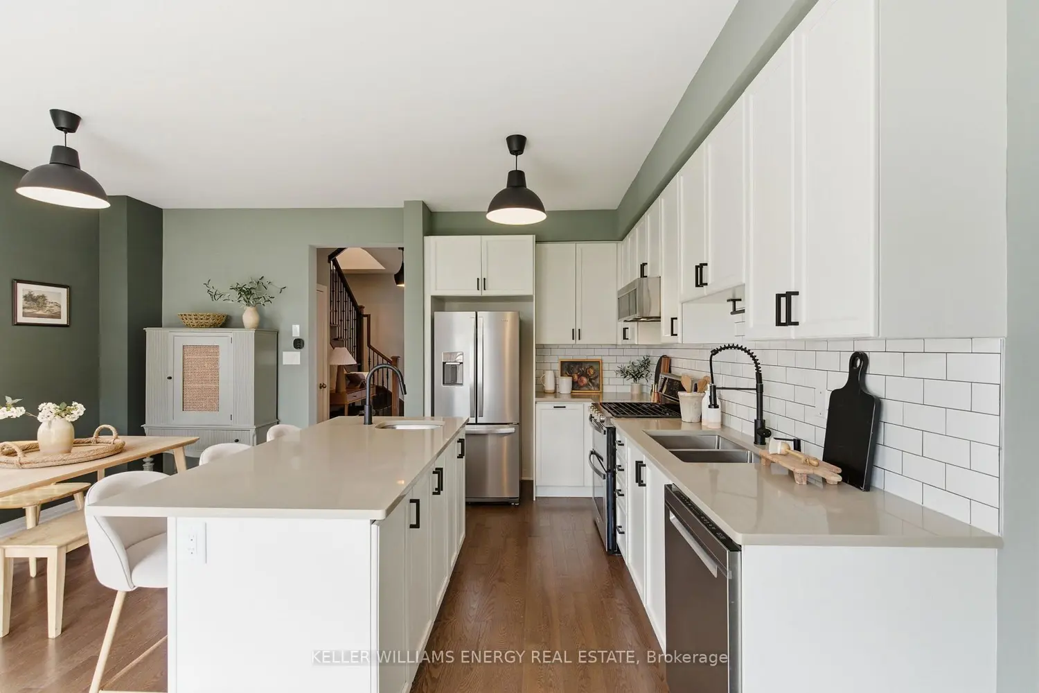 34 Larkin Lane photo 4