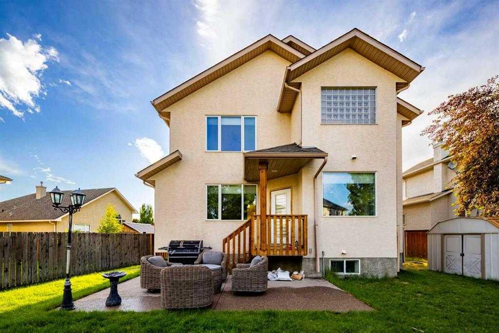 Additional image 5 of 6 Strathridge Way SW, Calgary, AB, T3H 3S3
