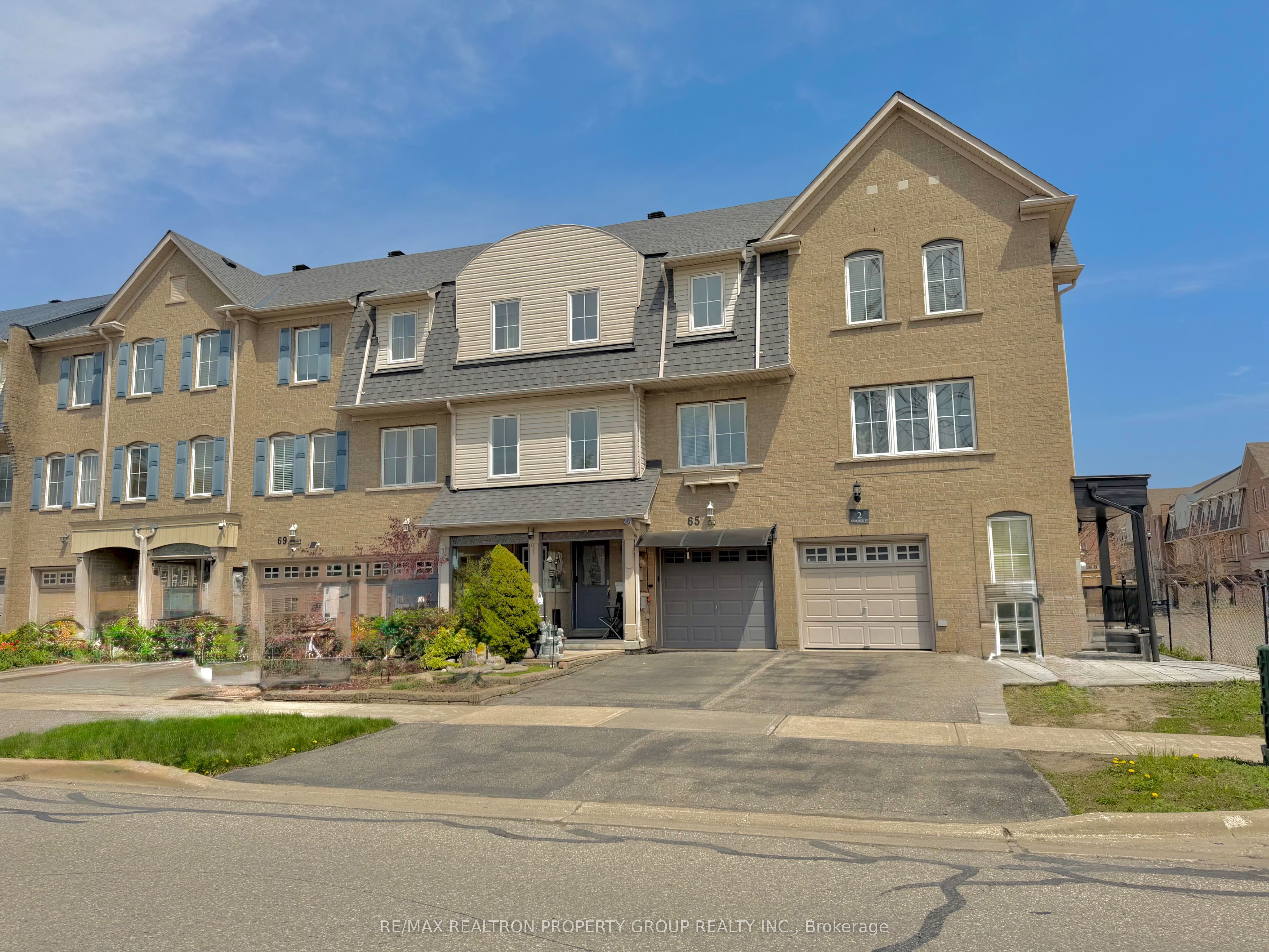 65 Mike Myers Drive, Toronto, ON, M1P 5G4