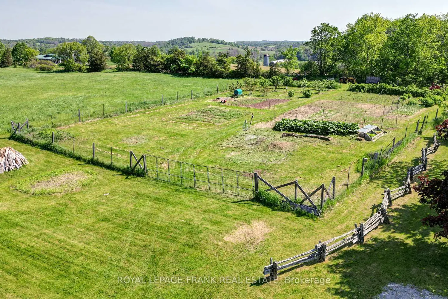 Additional image 9 of 3071 5Th Line E