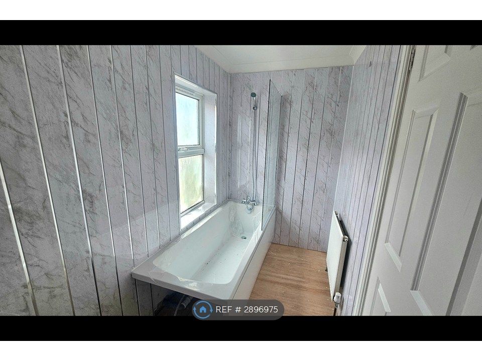 Additional image 8 of 3 bed semi-detached house to rentHarris St, Peterborough PE1