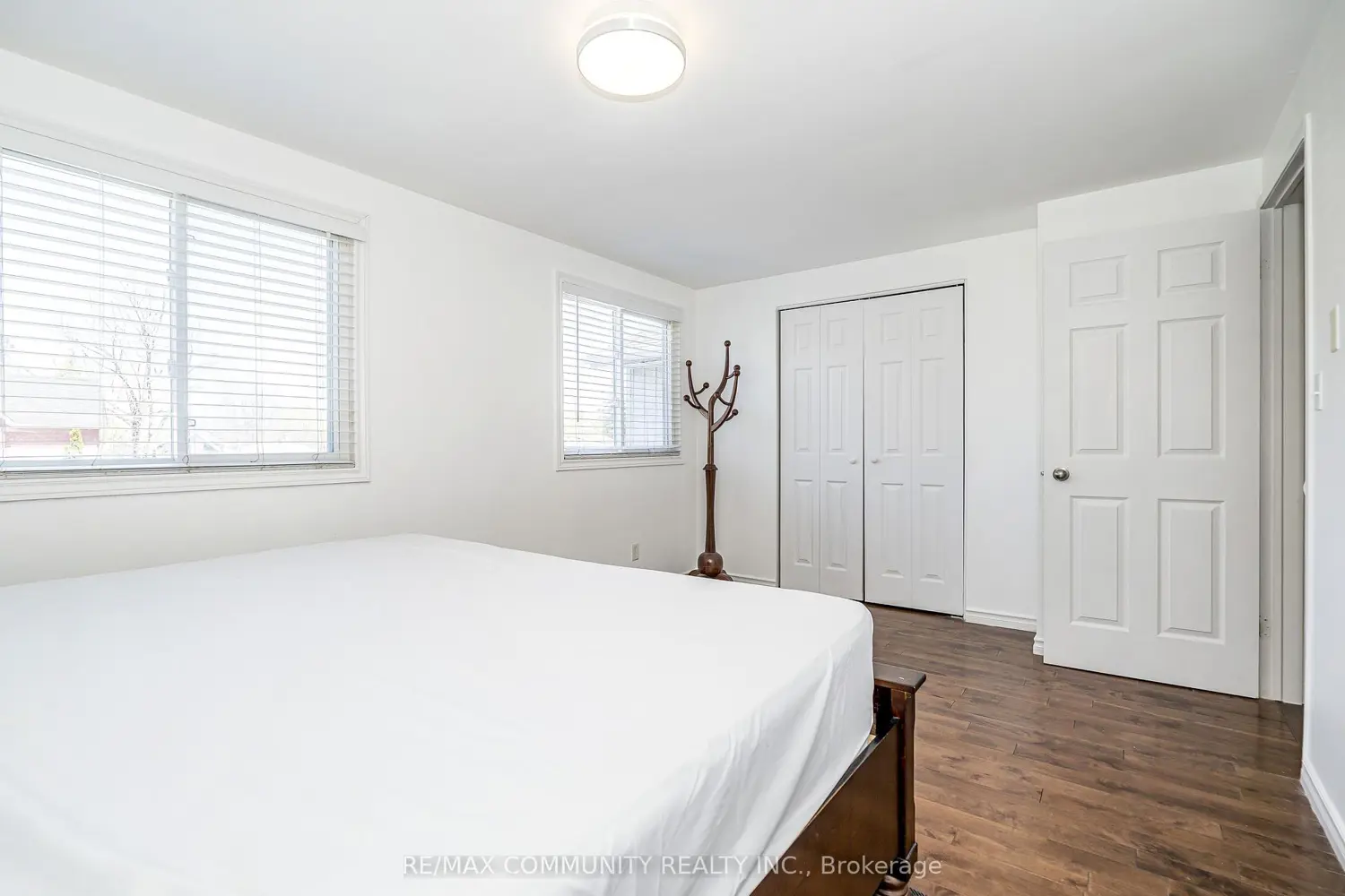 Additional image 11 of 109 Adelaide Avenue
