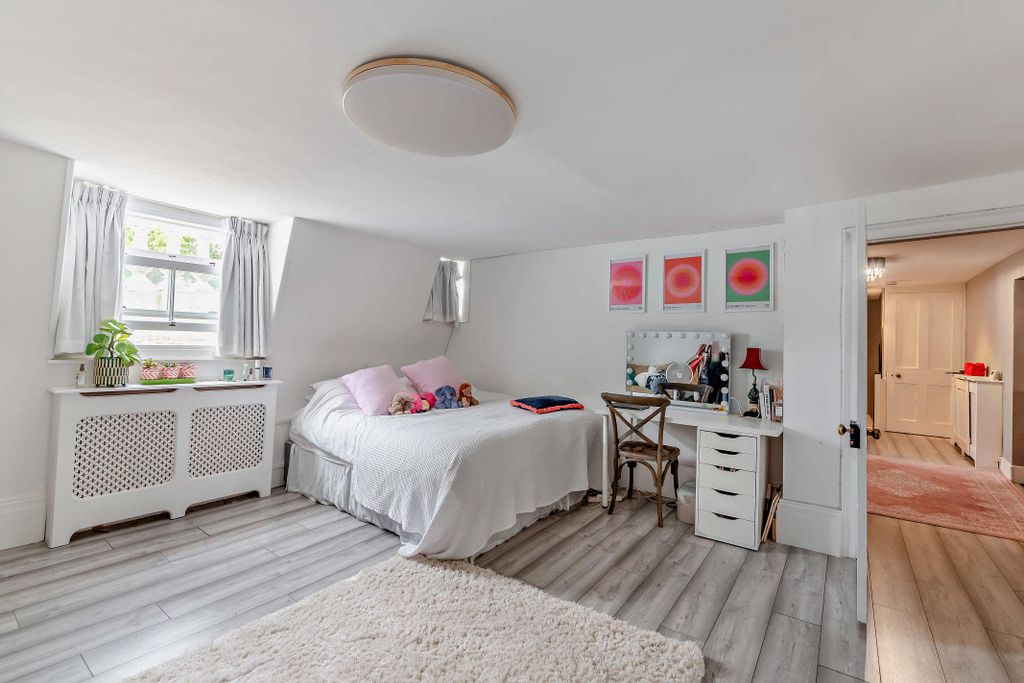 Additional image 16 of 7 bed detached house for saleBurghfield Common, Berkshire RG7