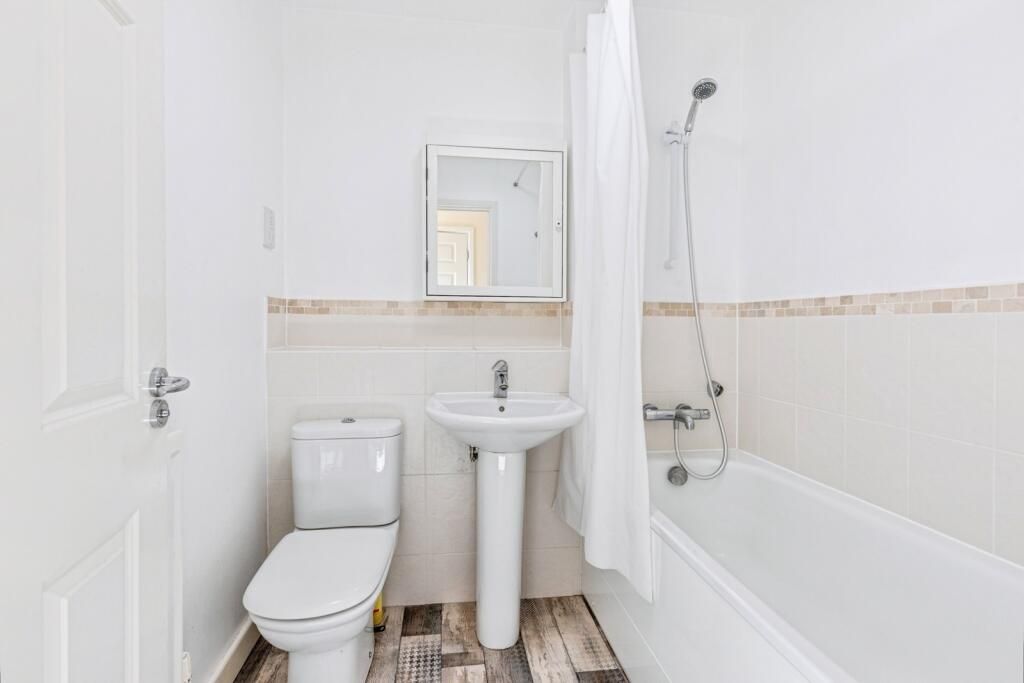 Additional image 5 of 2 bed flat to rentLockside, Bristol BS20