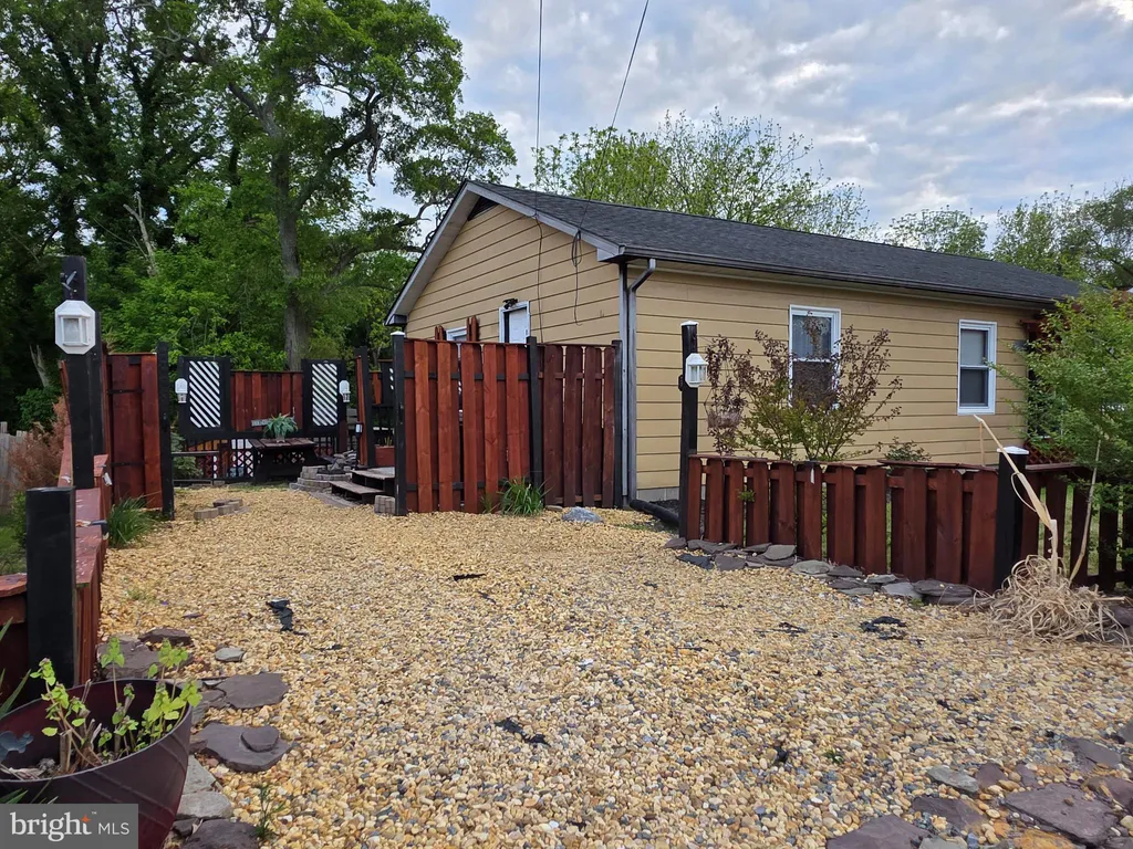 Additional image 4 of 611 W 8th Street, Laurel, DE 19956