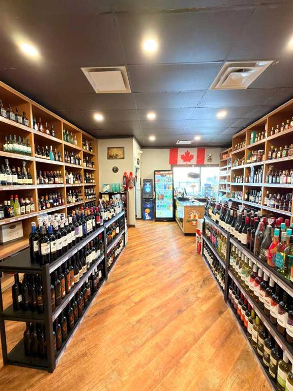 4-79 Railway Street E, Cochrane, AB, T4C 2B7