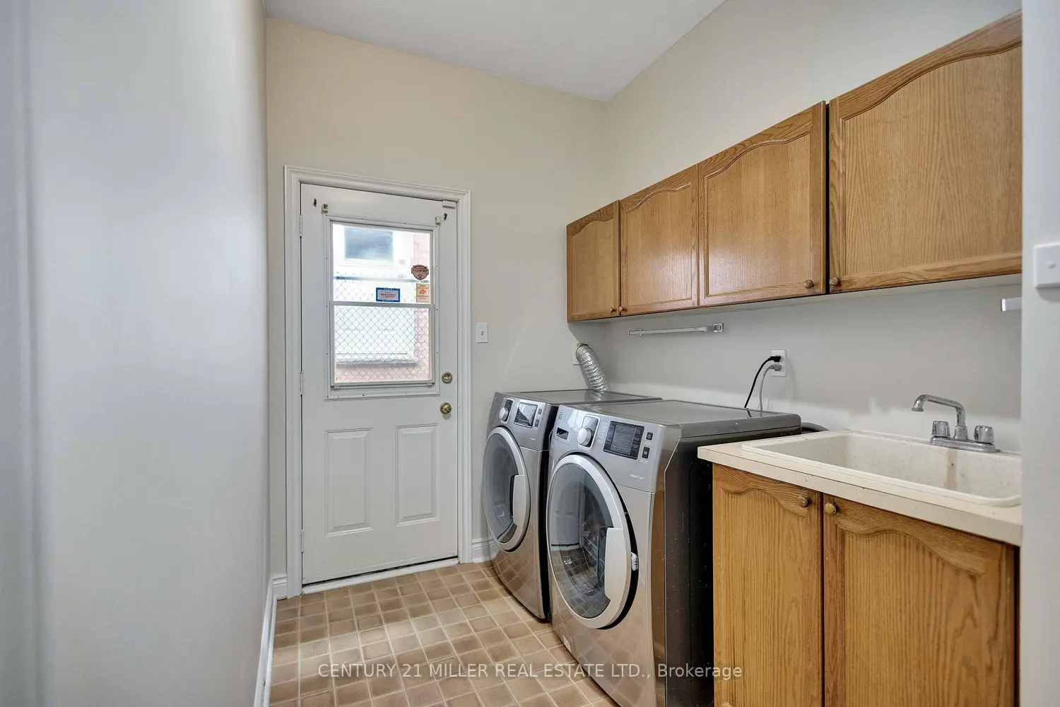 Additional image 9 of 1398 Winterberry Drive