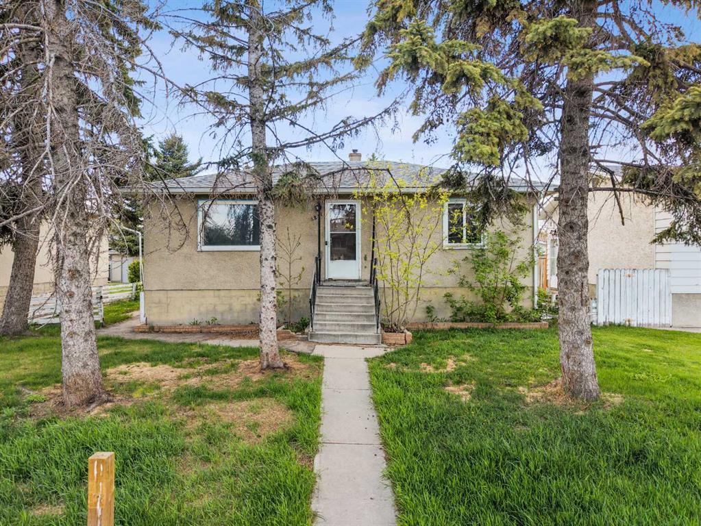 Additional image 2 of 2211 41 Street SE, Calgary, AB, T2B 1C8