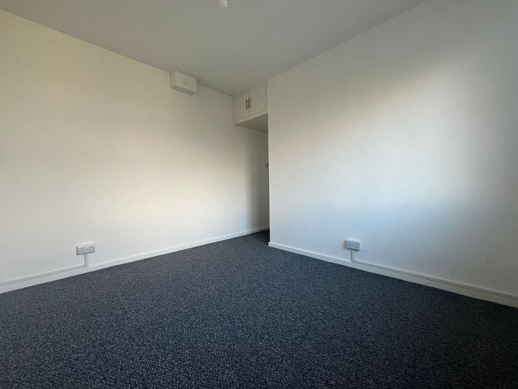 Additional image 7 of 2 bed flat to rentSickert Close, Newport NP19