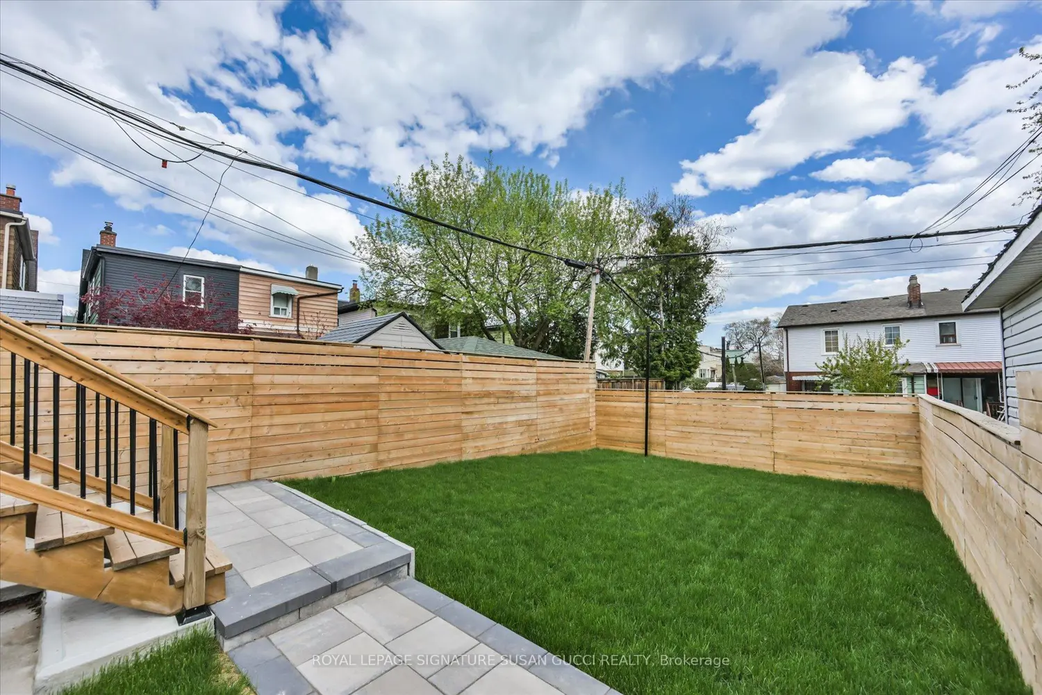 Additional image 9 of 223 Queensdale Avenue