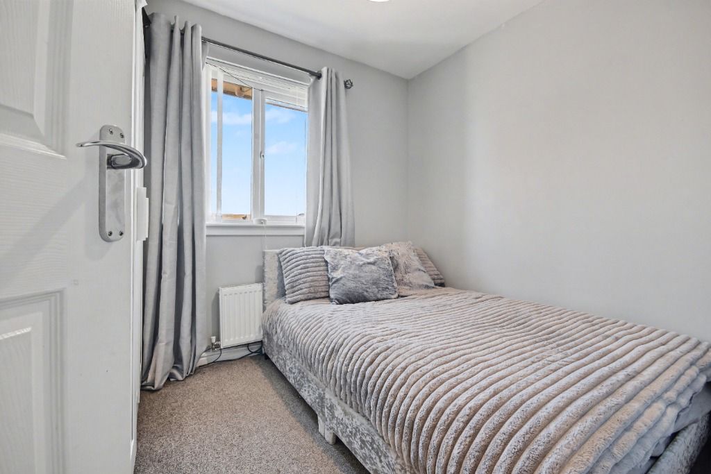 Additional image 15 of 3 bed terraced house for saleScott Way, Inverclyde, Greenock PA15