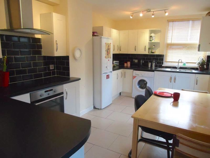 Additional image 3 of 4 bed terraced house to rentWellfield Place, Cardiff CF24