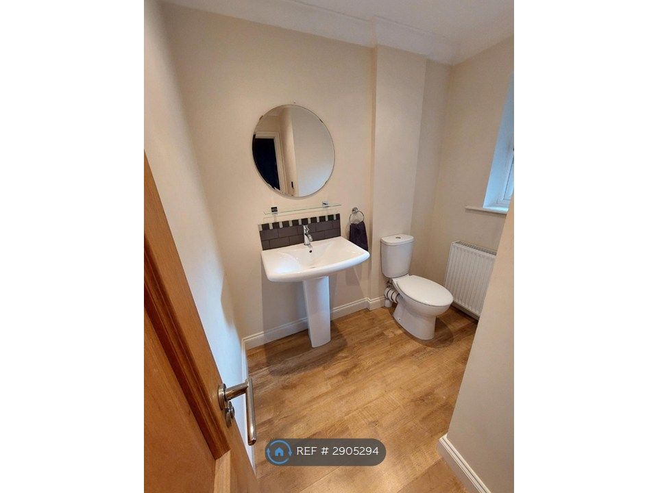 Additional image 12 of 5 bed detached house to rentManor Farm Close, Broughton, Kettering NN14