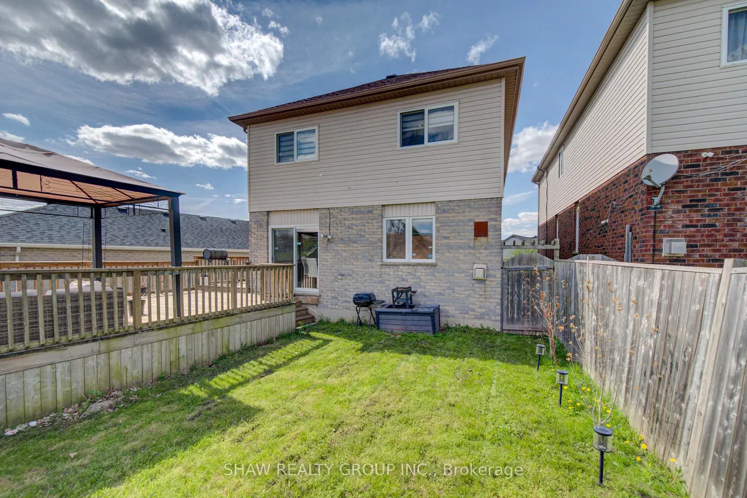 Additional image 19 of 32 Lena Crescent