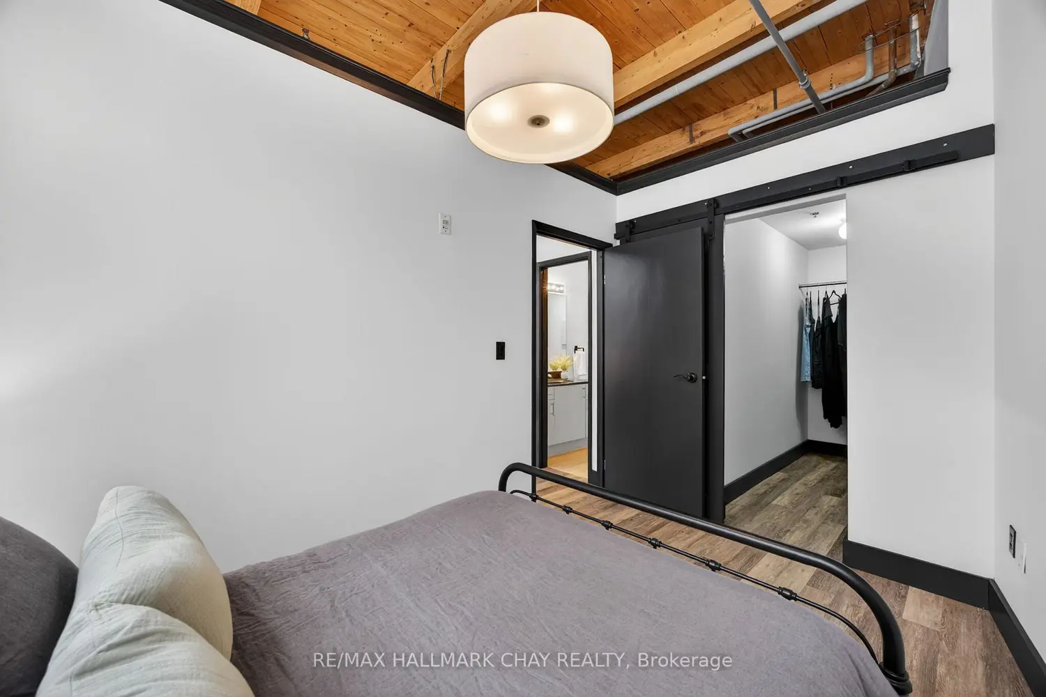 Additional image 11 of 543 Timothy Street 106