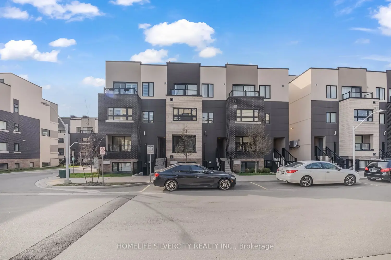 1131 Cooke Boulevard 712 photo 2