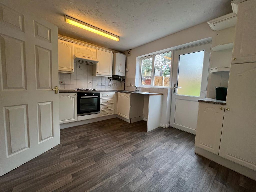 Additional image 3 of 2 bed semi-detached house to rentWare Road, Caerphilly CF83
