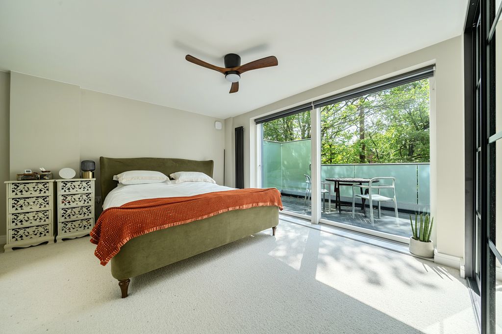 Additional image 6 of 3 bed penthouse for saleMount Harry Road, Sevenoaks TN13