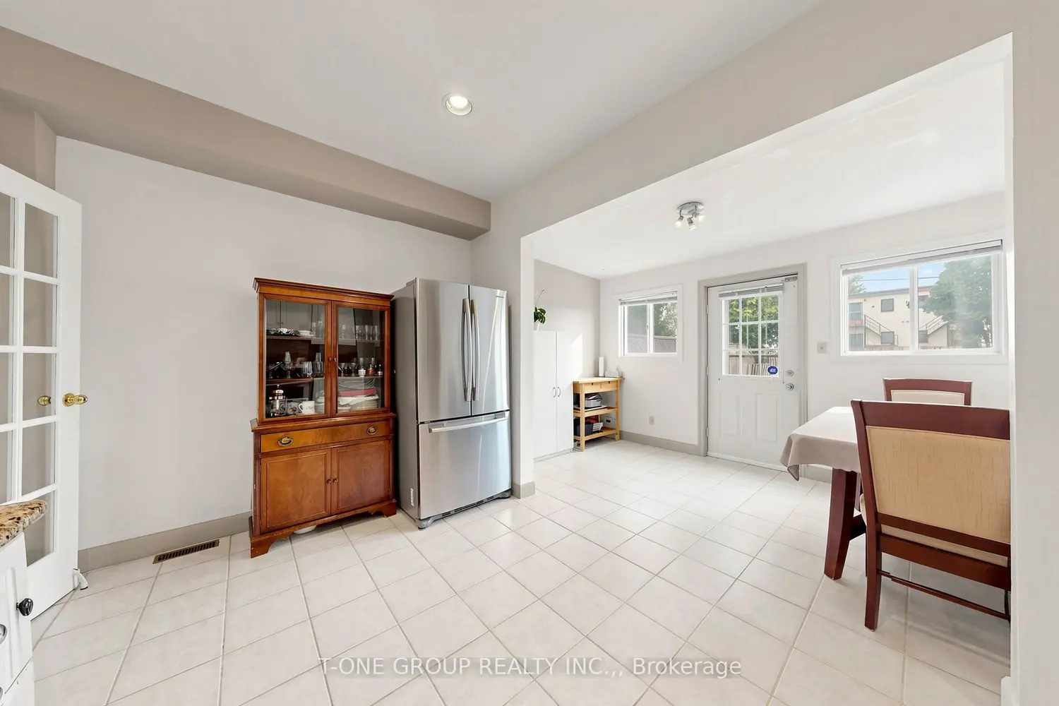 Additional image 9 of 41 Madelaine Avenue