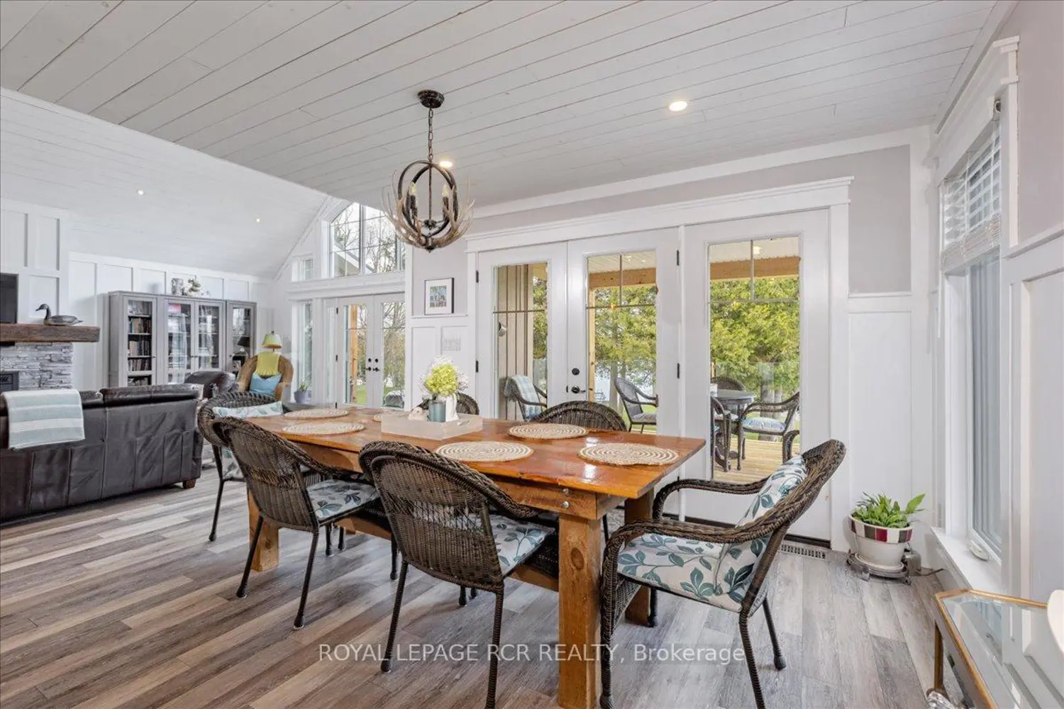 Additional image 12 of 1093 North Bay Drive