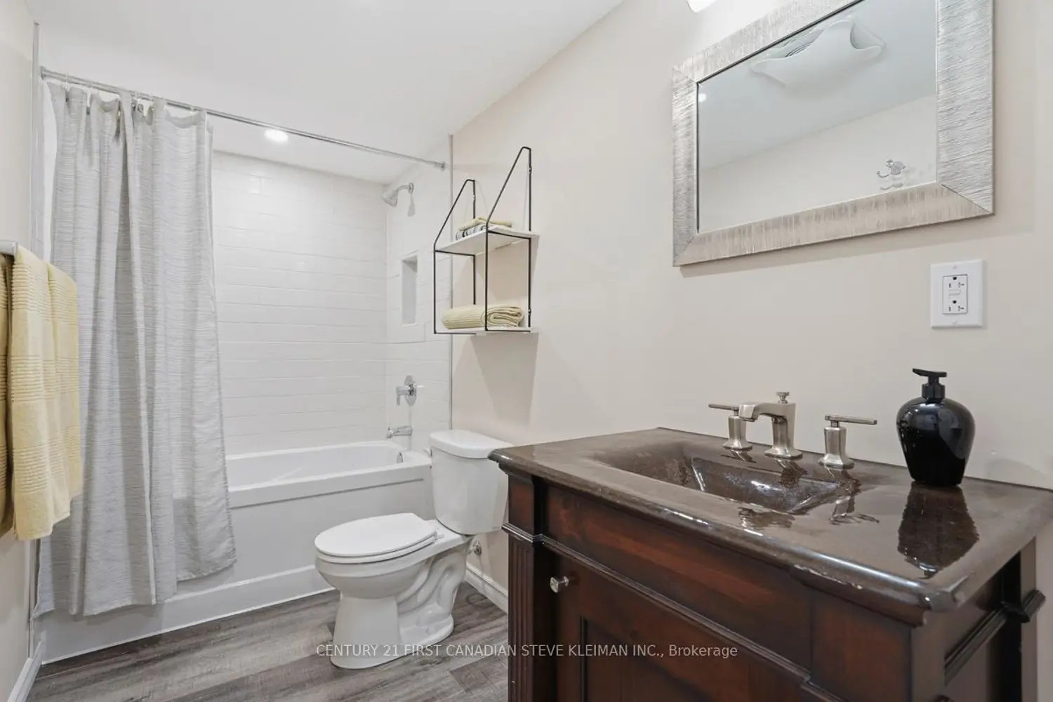 Additional image 11 of 76 Spencer Crescent