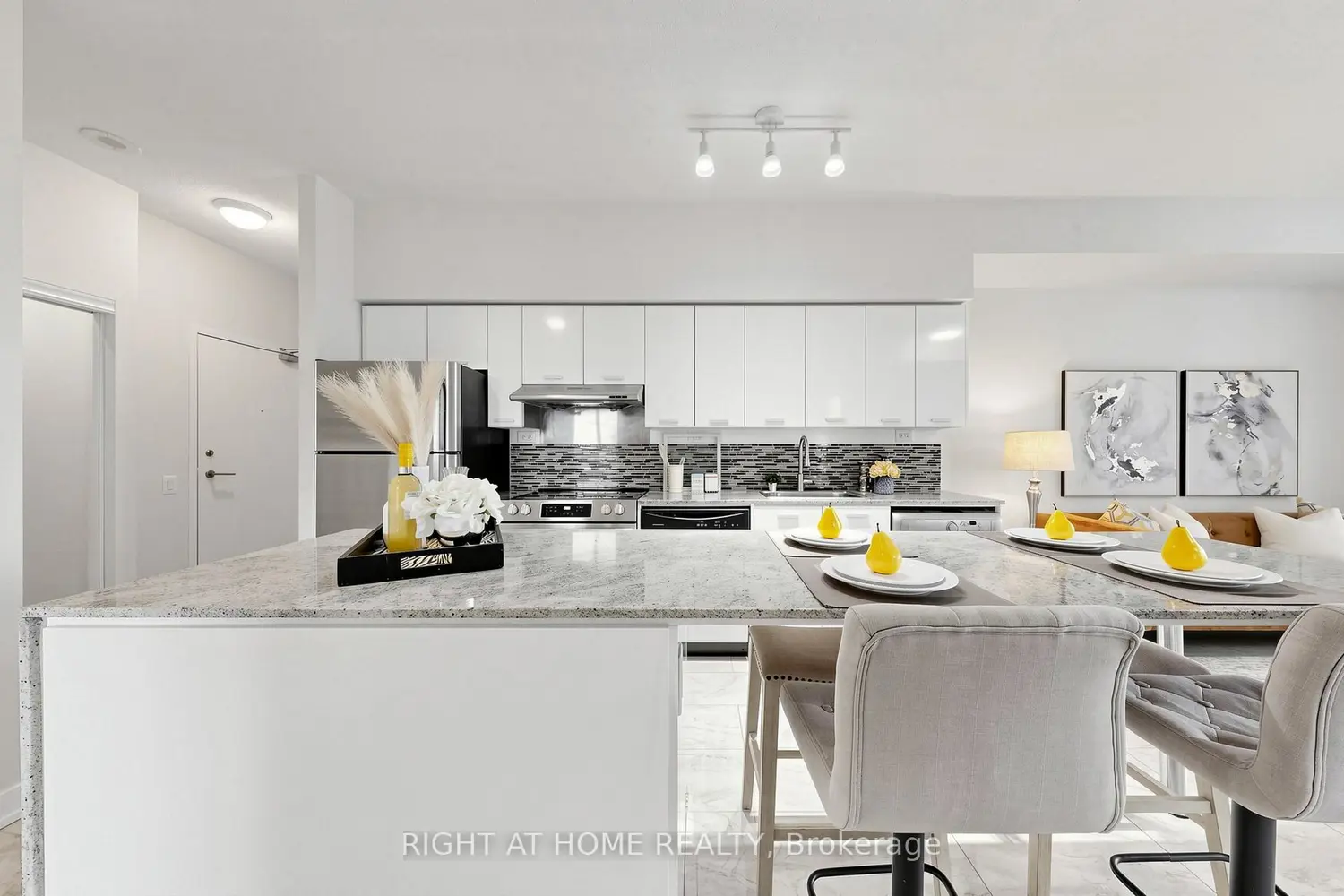 29 Singer Court 2809 photo 4