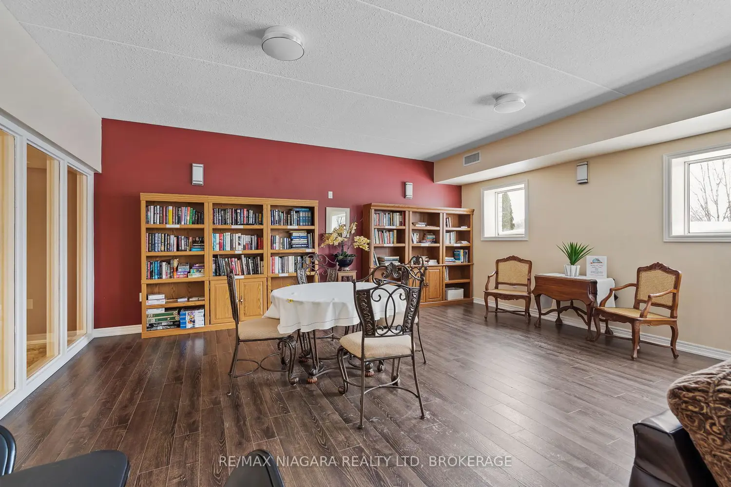 Additional image 16 of 4644 Pettit Avenue 300
