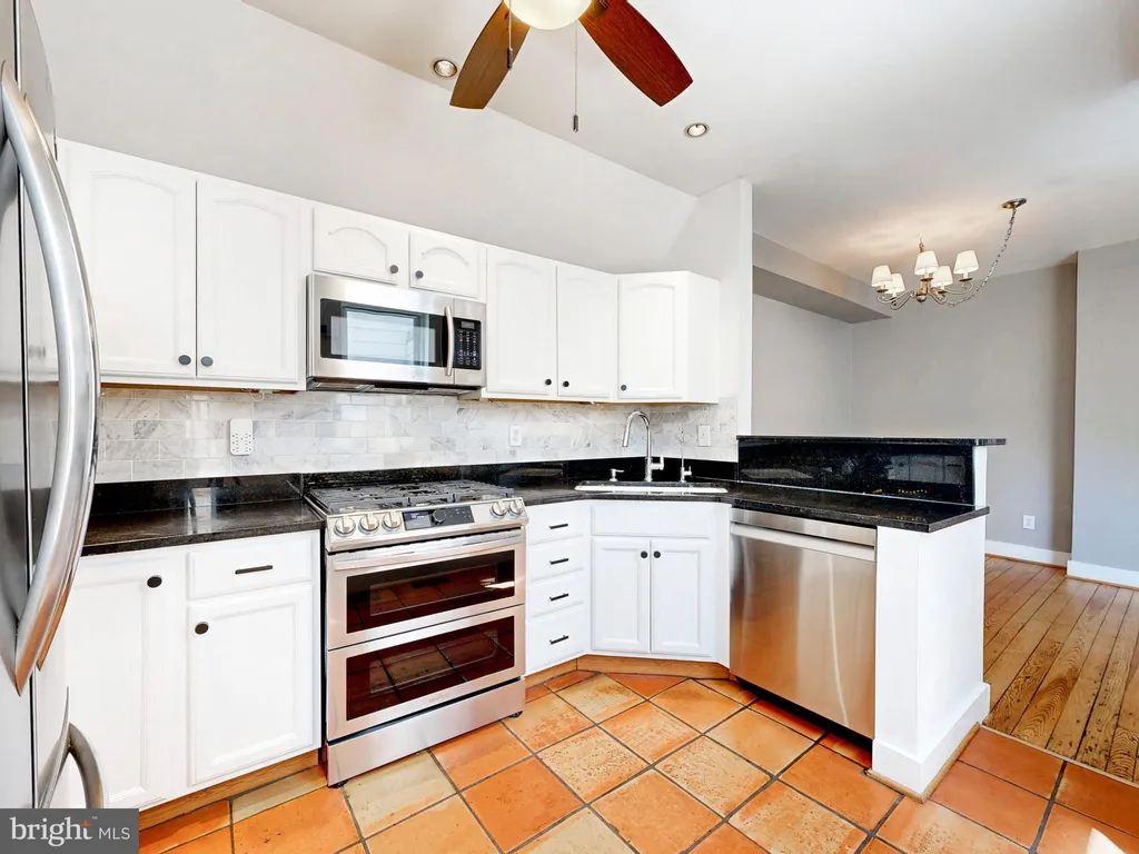 Additional image 16 of 220 S Castle Street, Baltimore, MD 21231