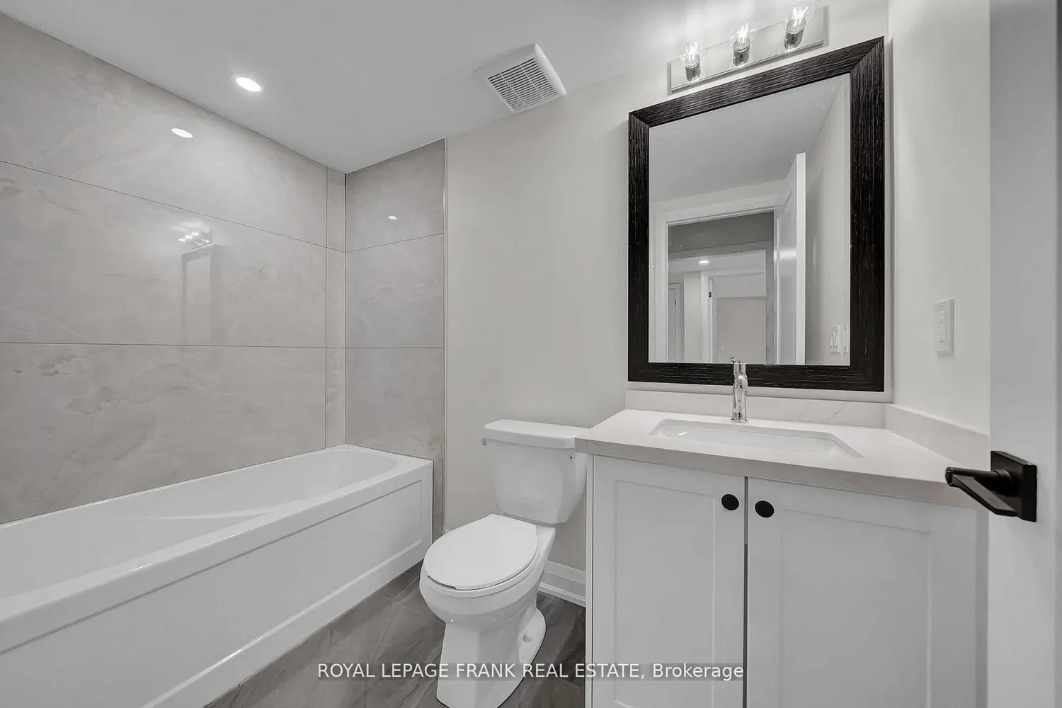 Additional image 15 of 327 Anderson Avenue