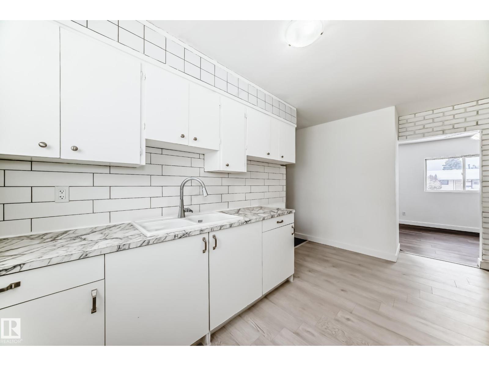 Additional image 6 of 13904 135 Avenue NW, Edmonton, AB, T5L3Y8