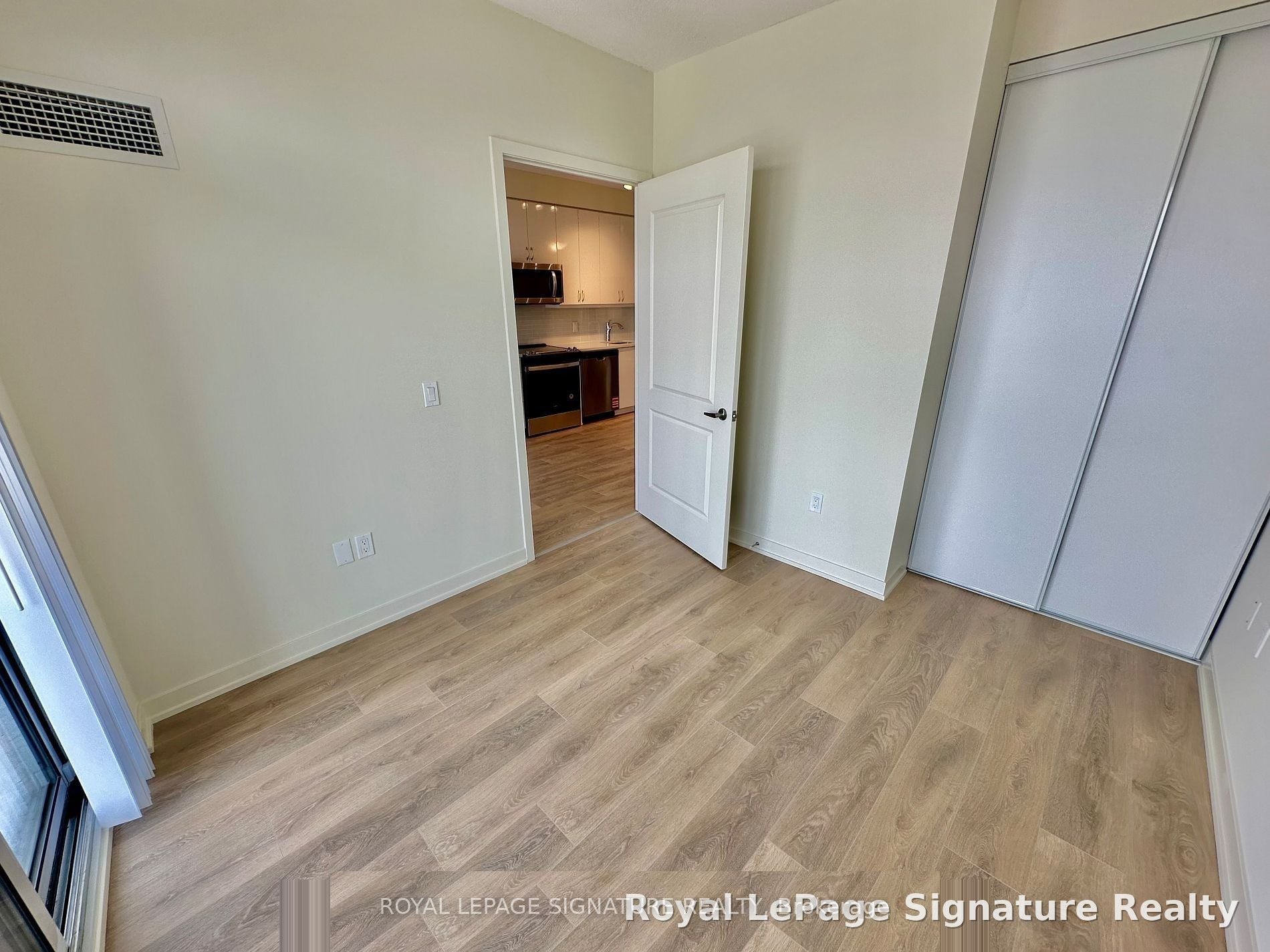 Additional image 6 of 4809-38 Annie Craig Drive, Toronto, ON, M8V 0G9