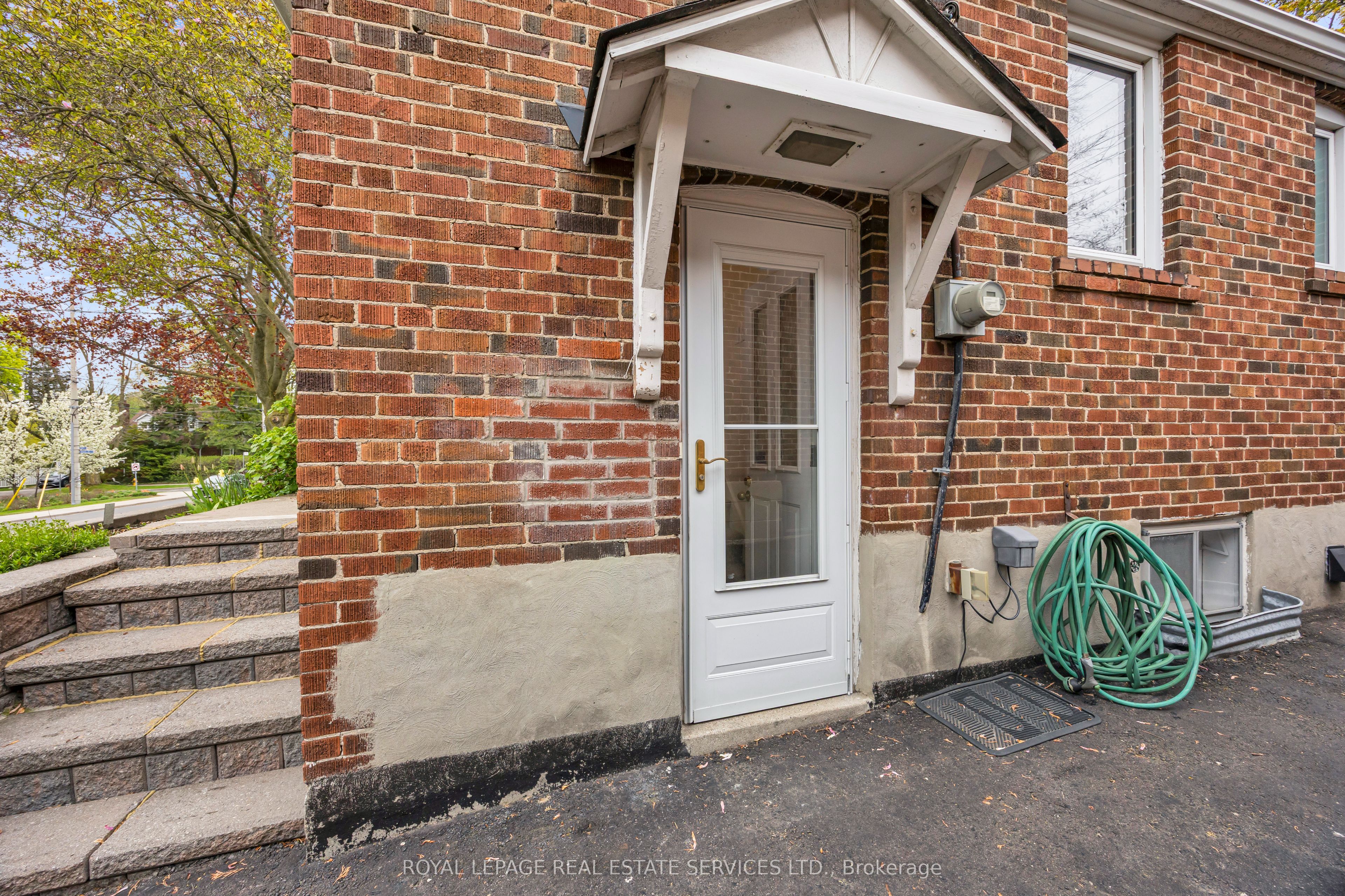 Additional image 3 of 64 Nesbitt Drive, Toronto, ON, M4W 2G3