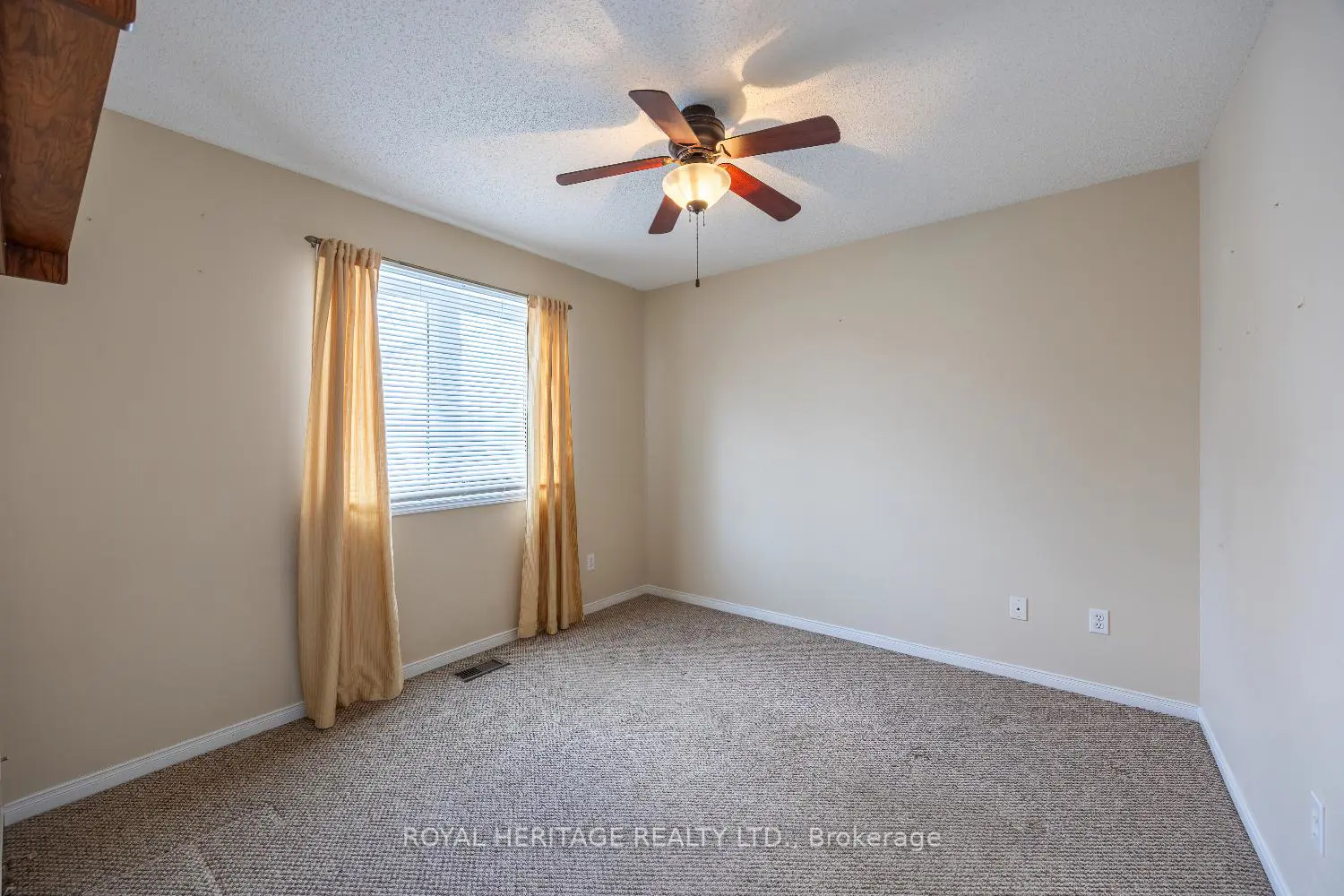 118 Bluffs Road photo 2