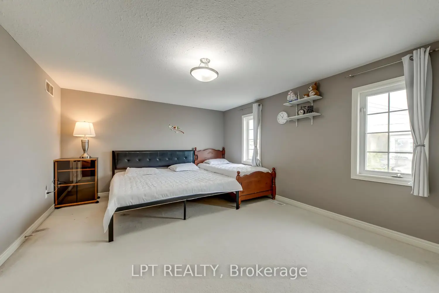 Additional image 9 of 10 Fallowfield Drive 6