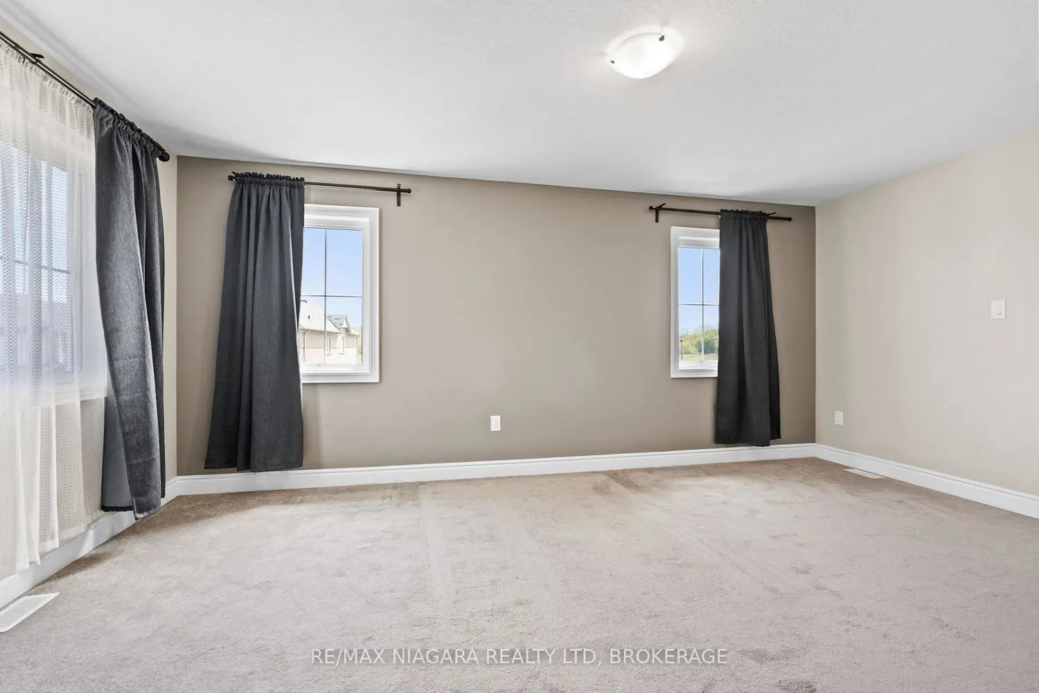Additional image 8 of 7782 Dockweed Drive