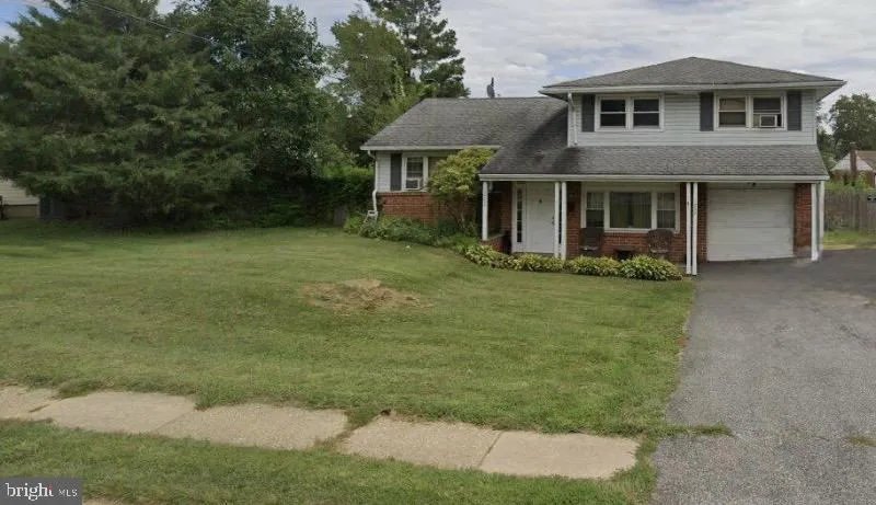 1222 McKennans Church Road, Wilmington, DE 19808