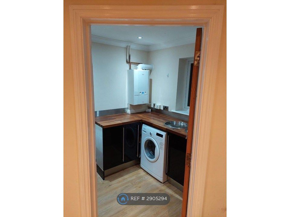 Additional image 11 of 5 bed detached house to rentManor Farm Close, Broughton, Kettering NN14