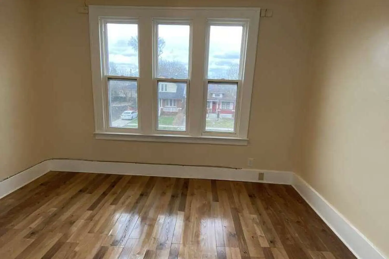 Additional image 3 of 731-733 Partington Avenue