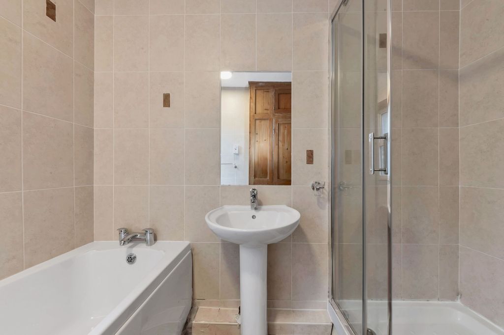Additional image 29 of 6 bed semi-detached house to rentSt. Barnabas Road, Cambridge CB1