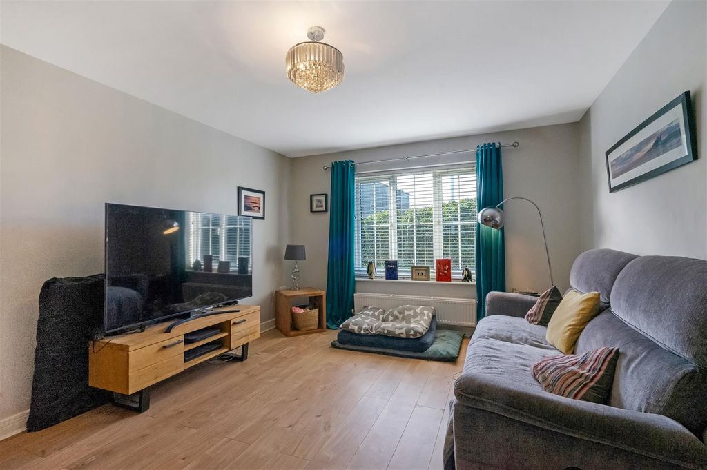 Additional image 3 of 4 bed detached house for saleRoundhill Road, Hurworth, Darlington DL2