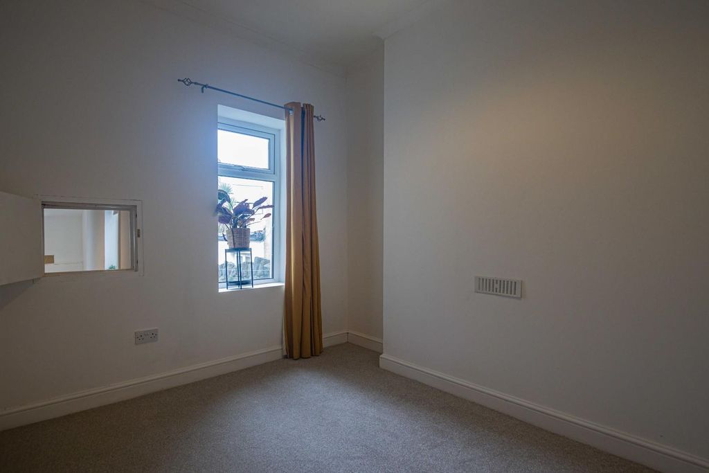 Additional image 6 of 2 bed terraced house to rentHarriet Street, Penarth CF64