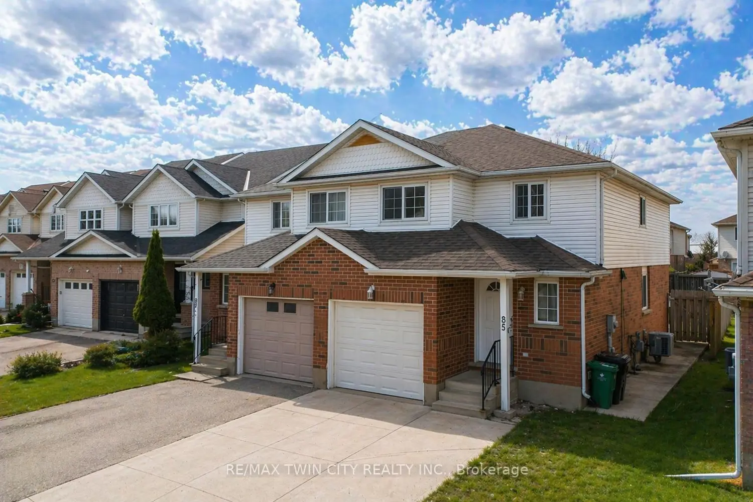 85 Activa Avenue