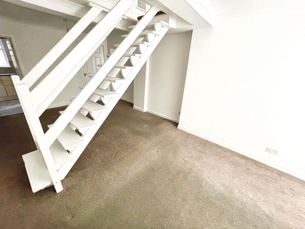 Additional image 2 of 2 bed terraced house to rentOak Street, Abertillery NP13