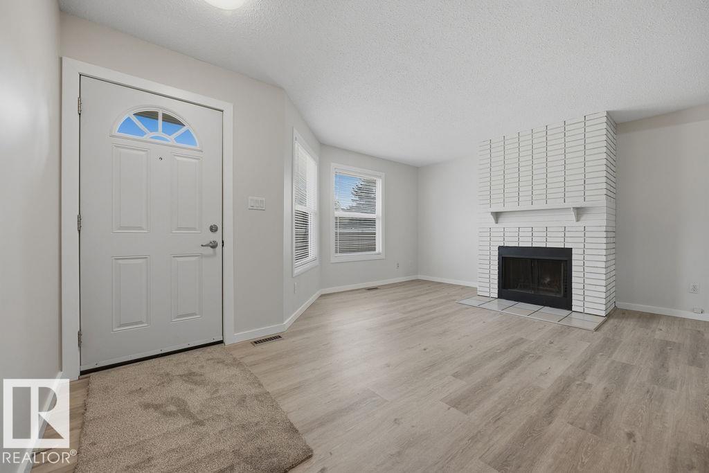 Additional image 4 of 10473 24 Avenue NW, Edmonton, AB, T6J4S2