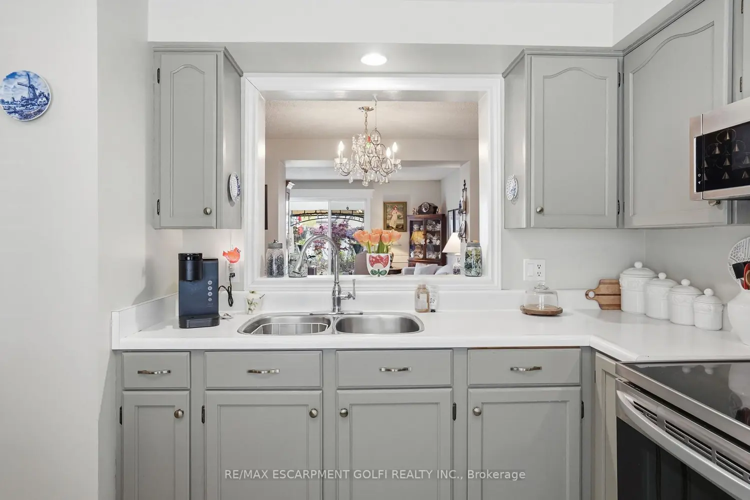 Additional image 3 of 6767 Thoroldsstone Road 97