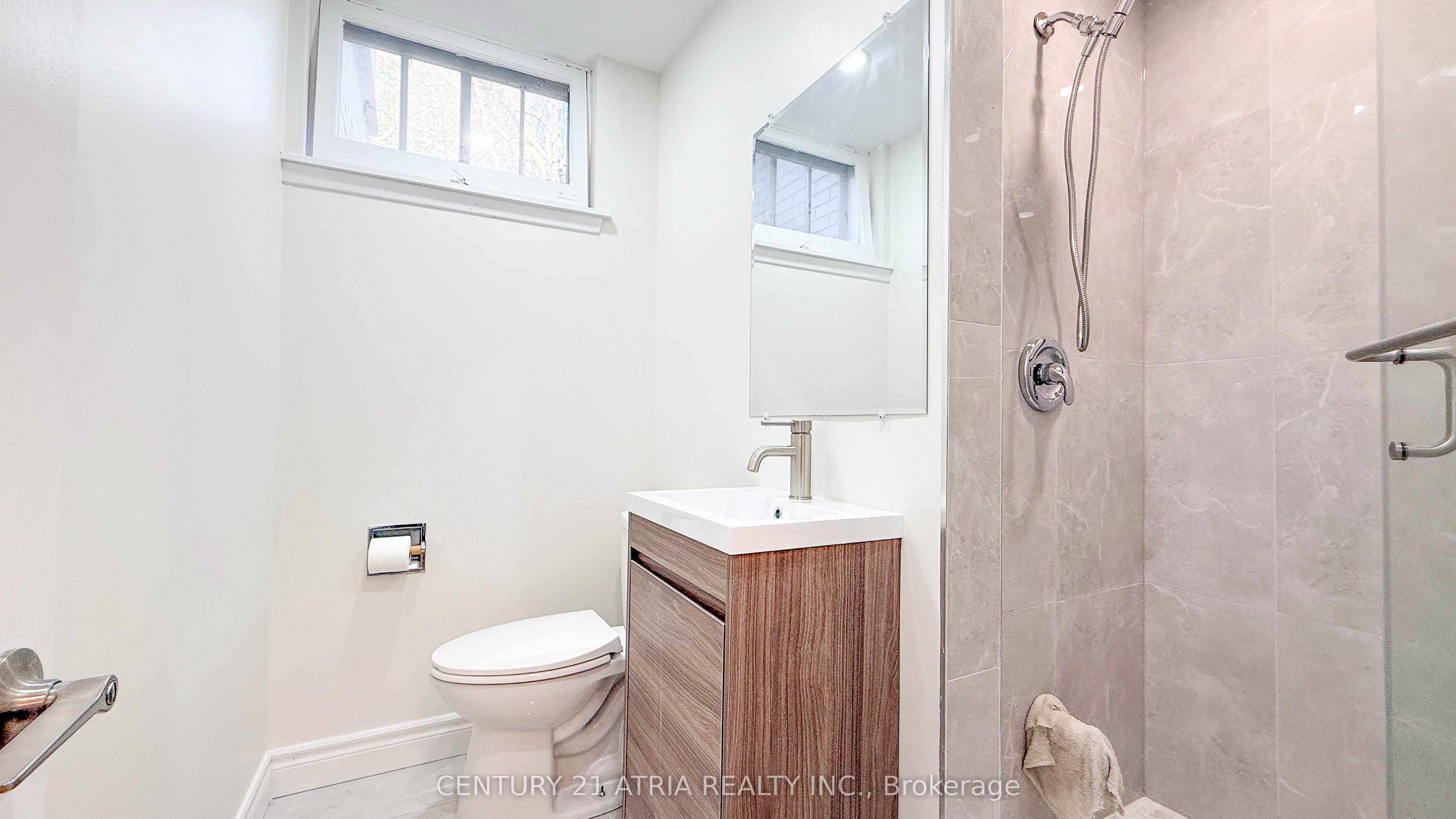 Additional image 3 of 151 Fenn Avenue, Toronto, ON, M2P 1X8