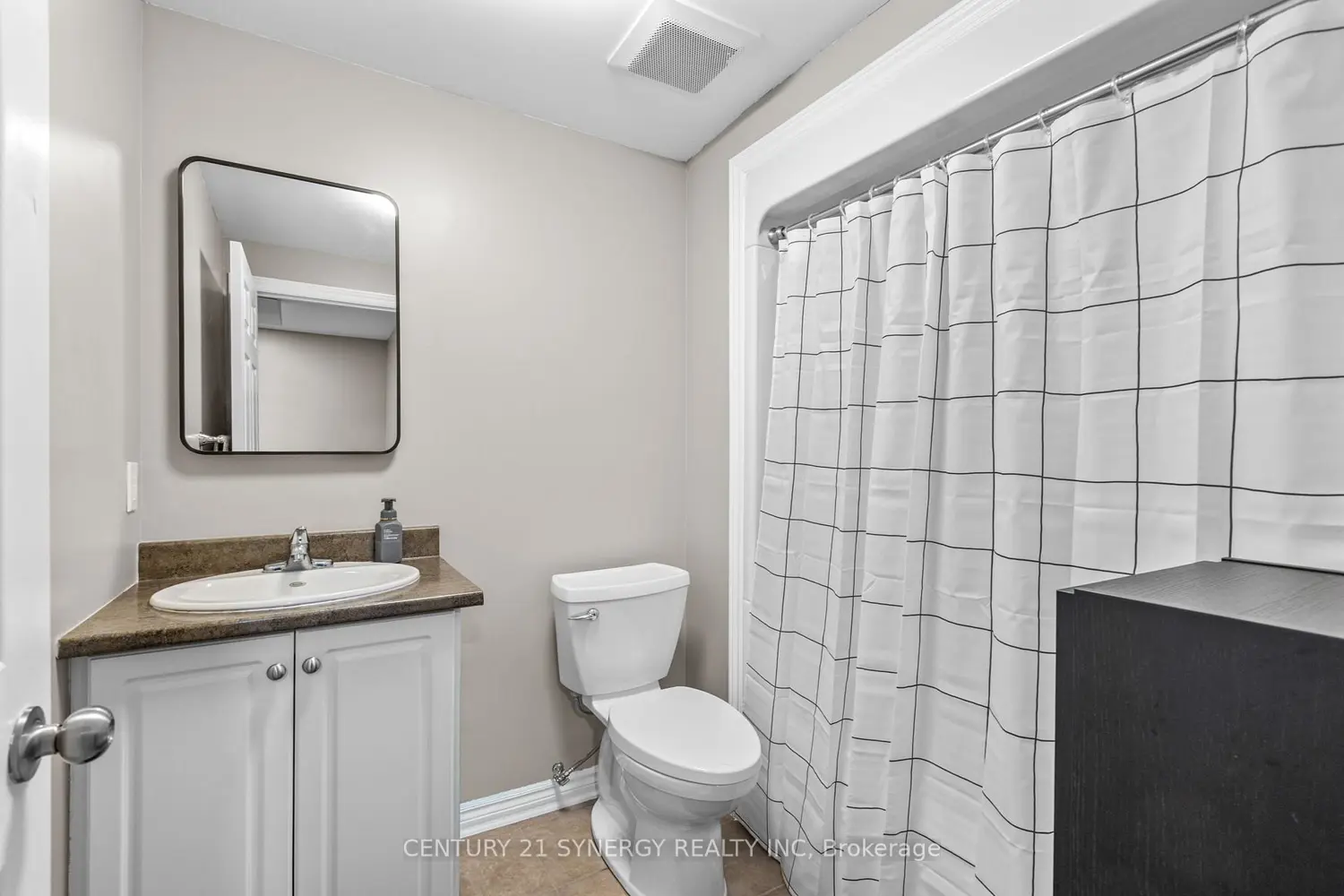 Additional image 13 of 104 Templeton Court